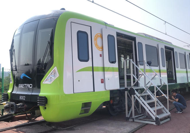 中鐵九局電務公司成都軌道交通8號線二期（復合風管）